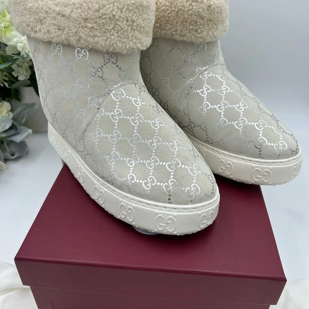Gucci women's boots with Marino wool lining size 39 made in Italy